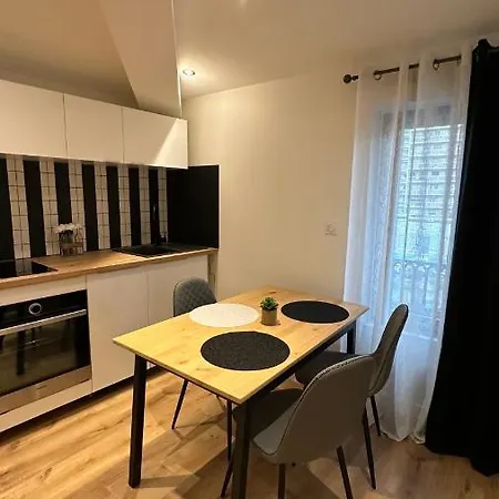 Katrine Apartamento *